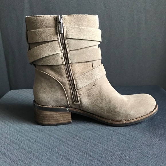 NWOT Vince Camuto Foxy Short Boots - Picture 8 of 16
